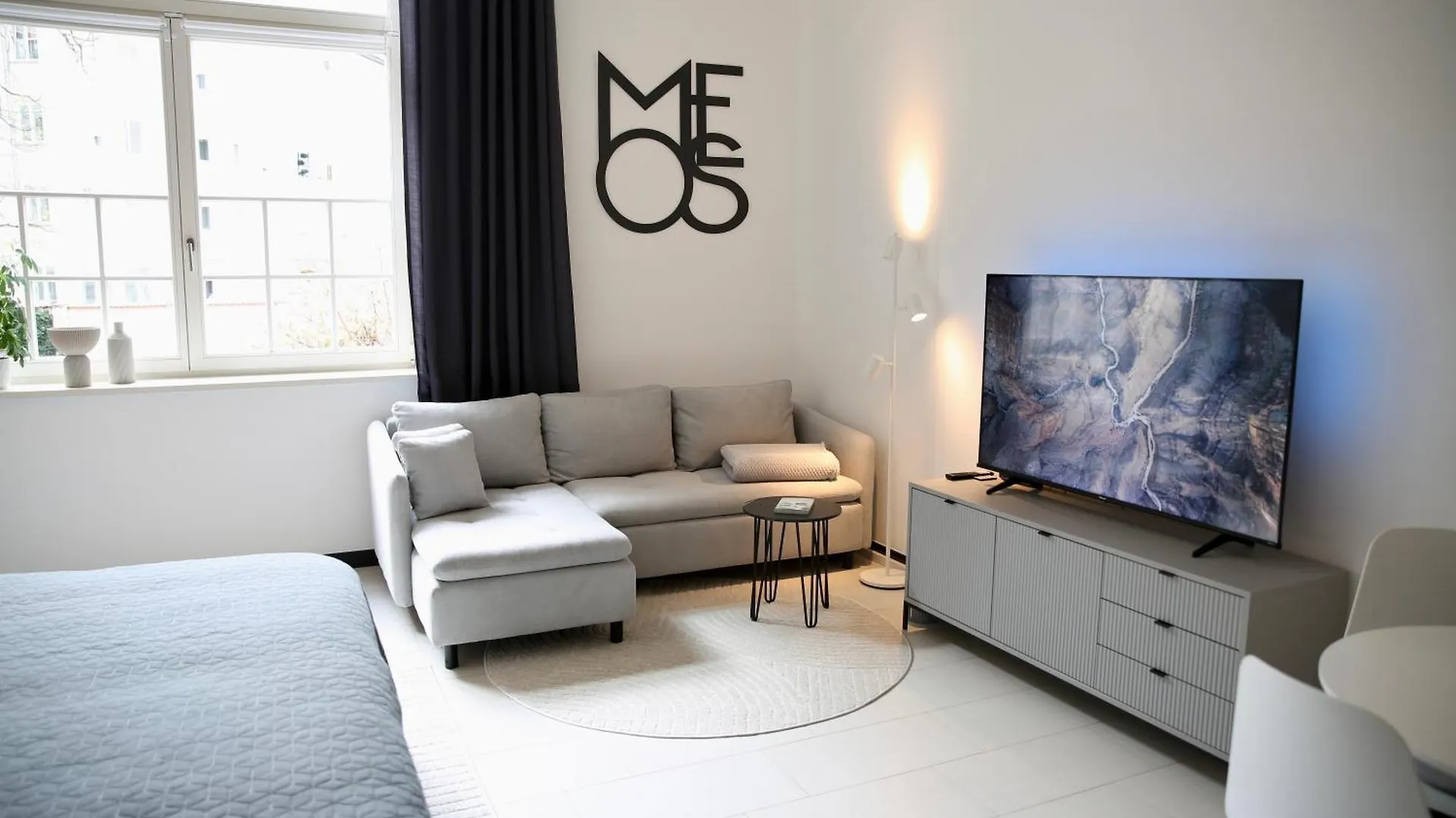 Meos 3 -Zentrum-Hofblick-Gym-Netflix Leipzig Lejlighed